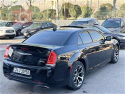 کرایسلەر 300